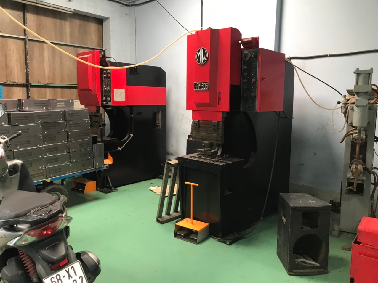Stamping machine (2).jpg